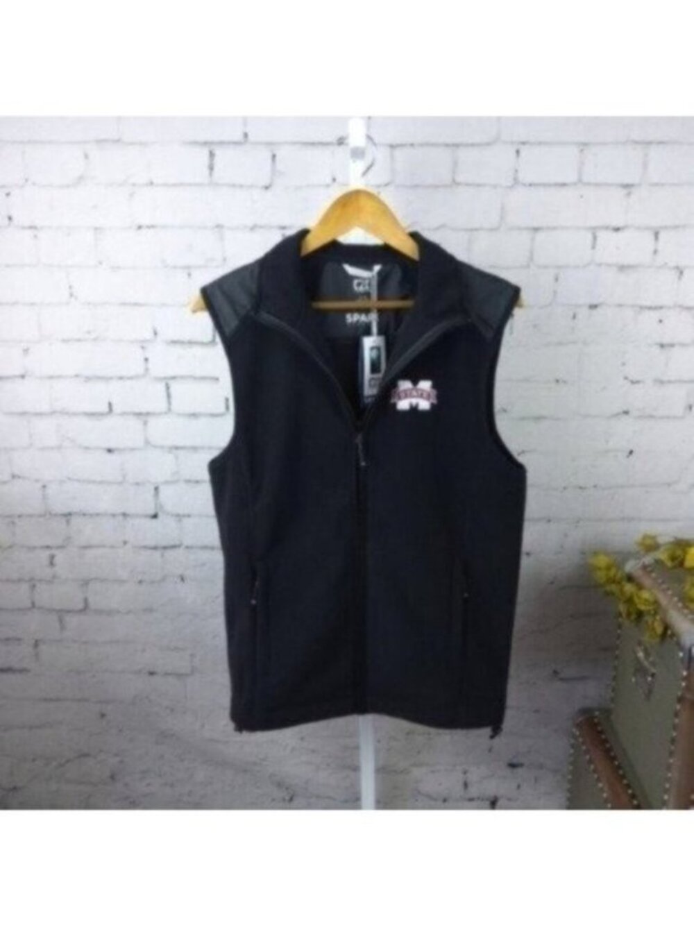 NCAA Cutter & Buck Minnesota State Fleece Vest Black Small